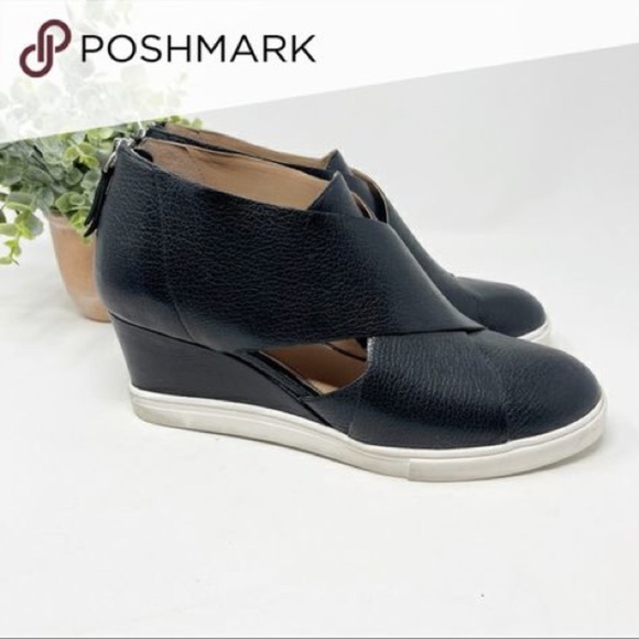 Lines Paolo Faith Wedges - Picture 1 of 8